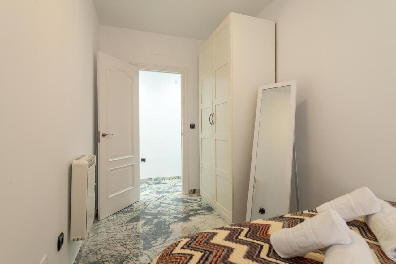 Ferienwohnung Exclusivo Piso Granada, Parking Privado Opcional Exterior foto
